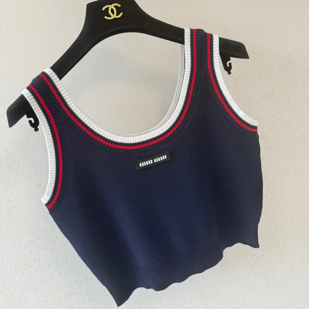 Miu Miu simple round-neck knitted tank top - Picture 1 of 4
